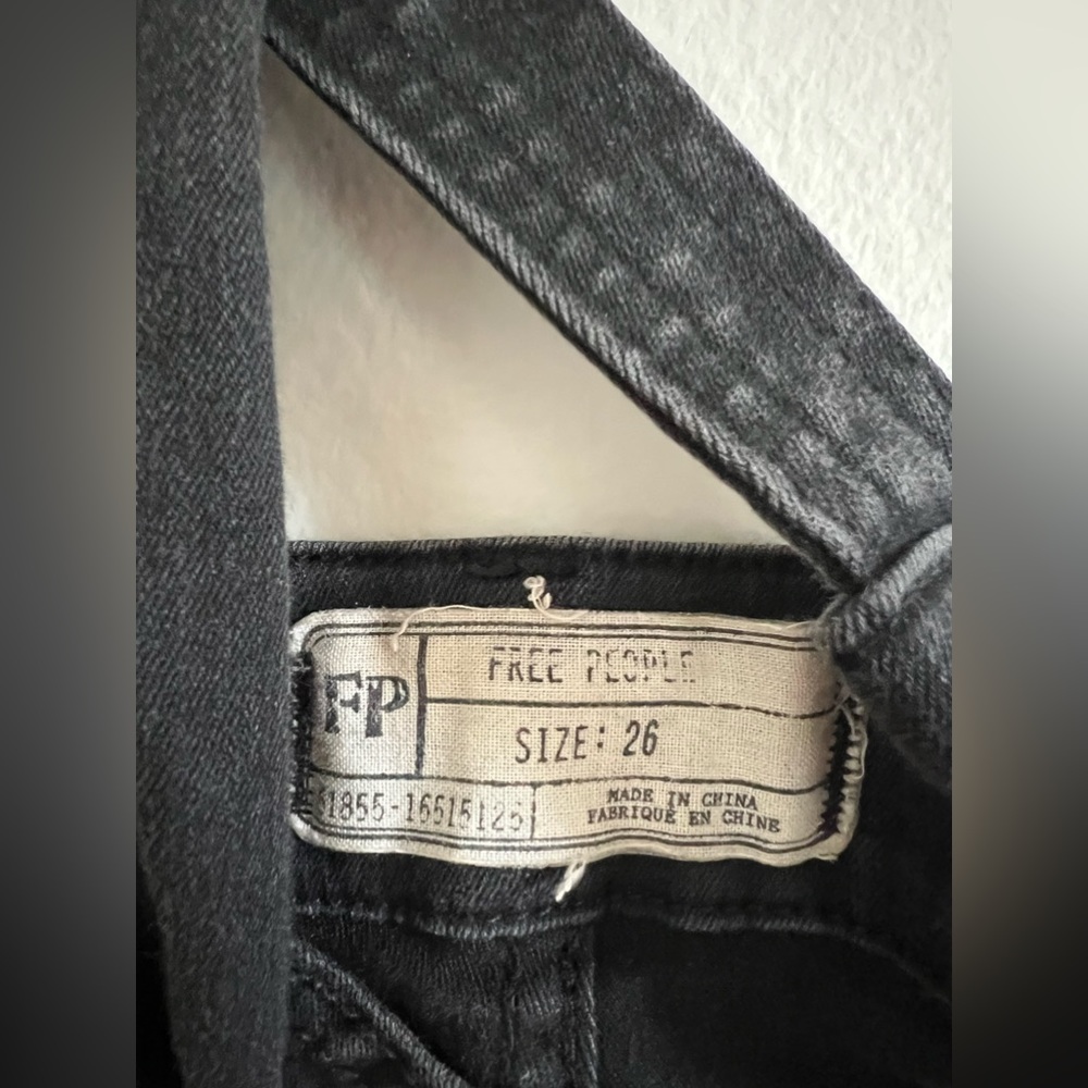 Free people stretchy Jean overalls - Picture 3 of 3